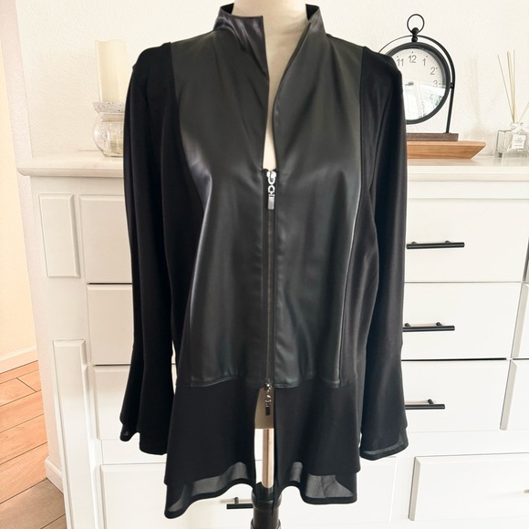 Taking  Shape Amorous Velvet Crush Black Plus Size Jacket Size Medium - Picture 2 of 16